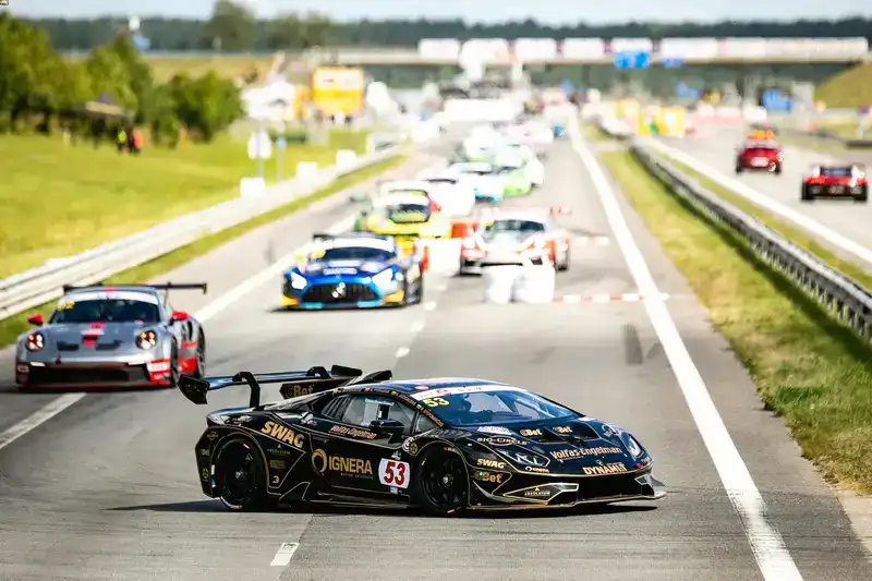 Support motorsport